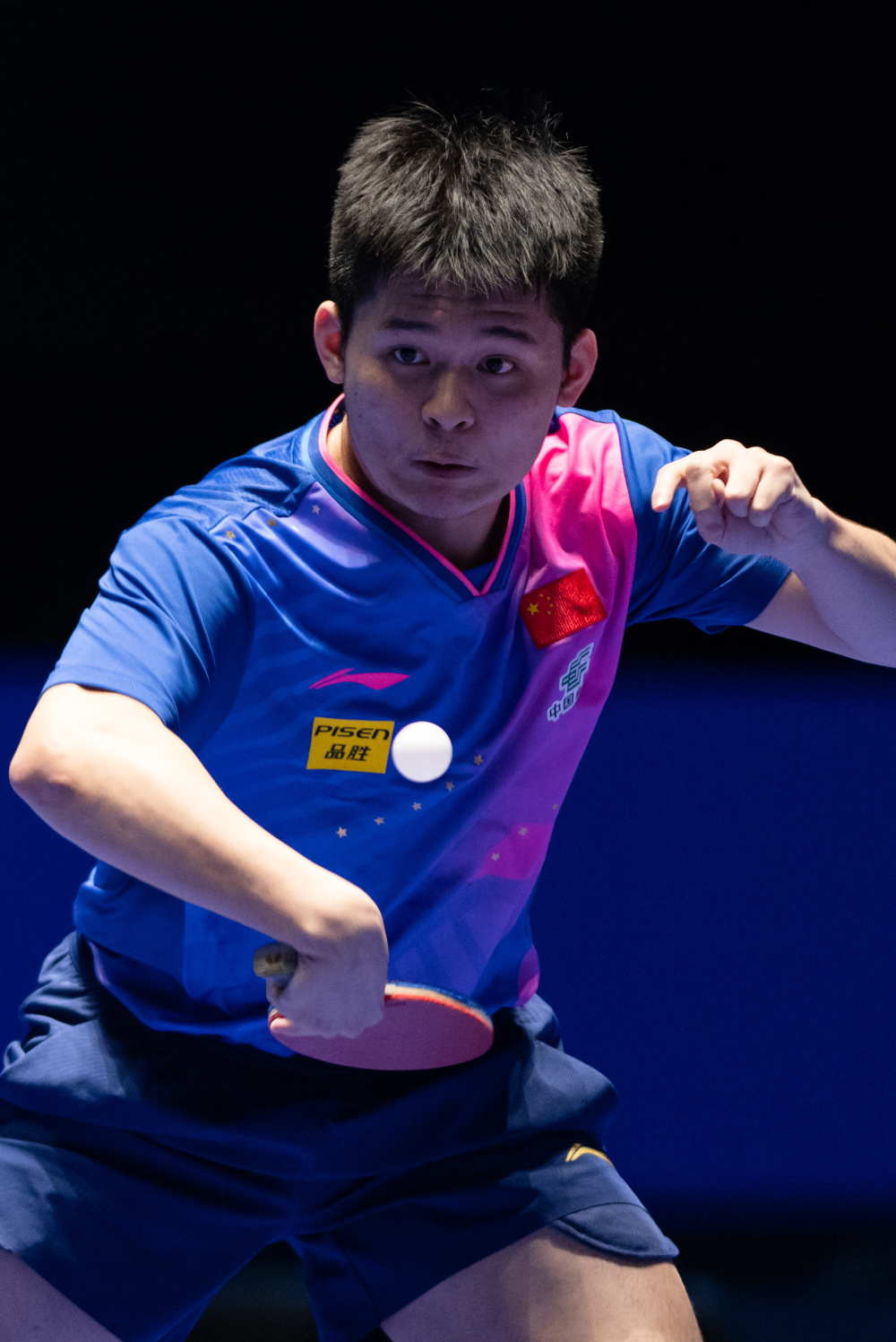 认为她具备 认为她具备