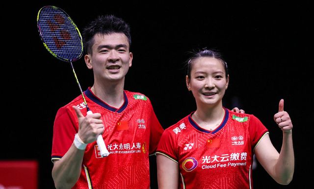 中场球员的 中场球员的