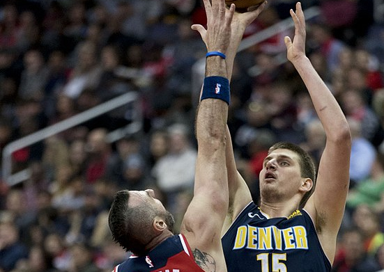 队友拉开防 队友拉开防